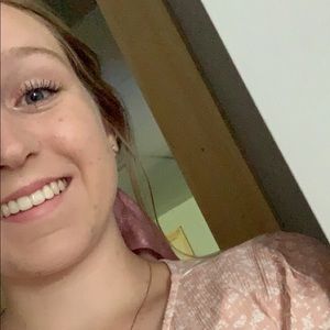 Meet your Posher, Coralie